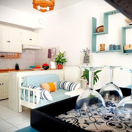 Duka'S Gardenhouse Villa สโกเปลอสทาวน์ ภายนอก รูปภาพ