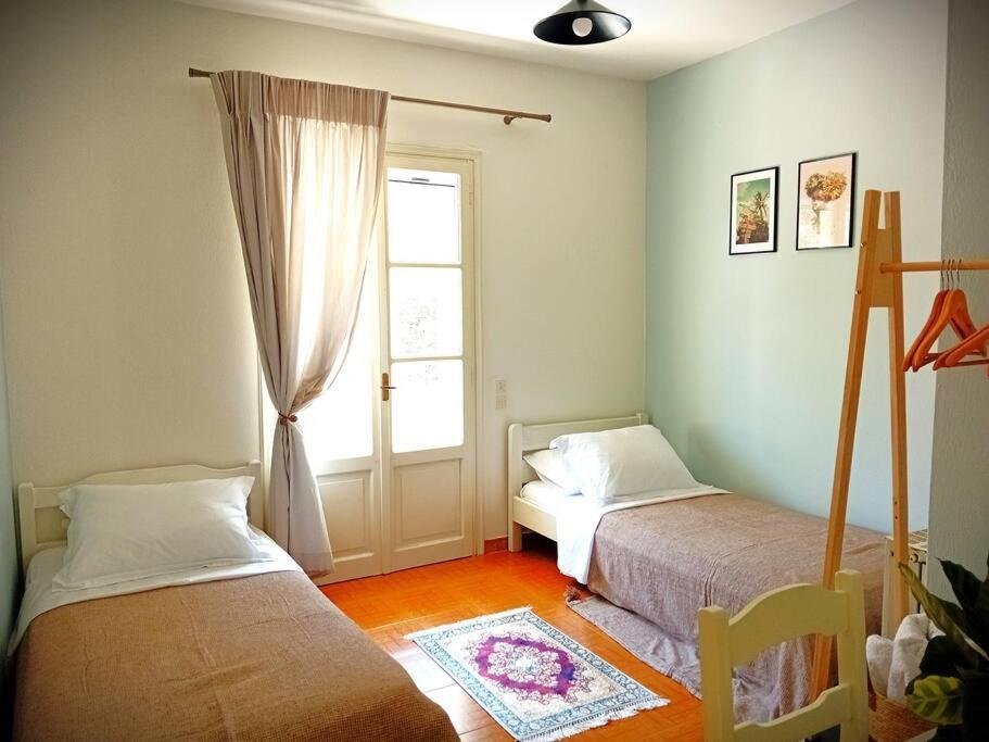 Duka'S Gardenhouse Villa สโกเปลอสทาวน์ ภายนอก รูปภาพ