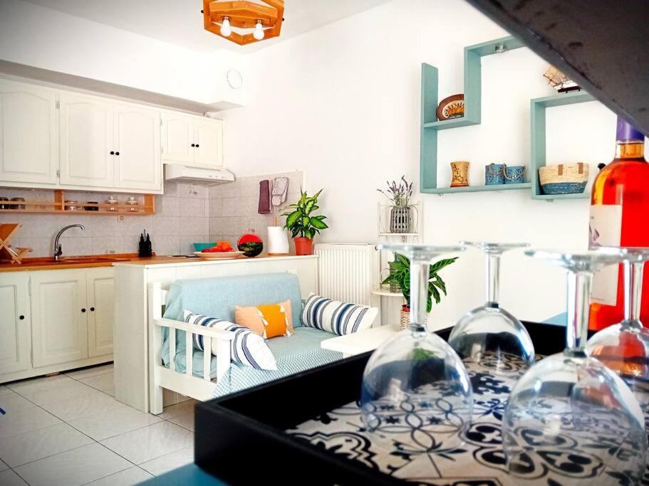 Duka'S Gardenhouse Villa สโกเปลอสทาวน์ ภายนอก รูปภาพ