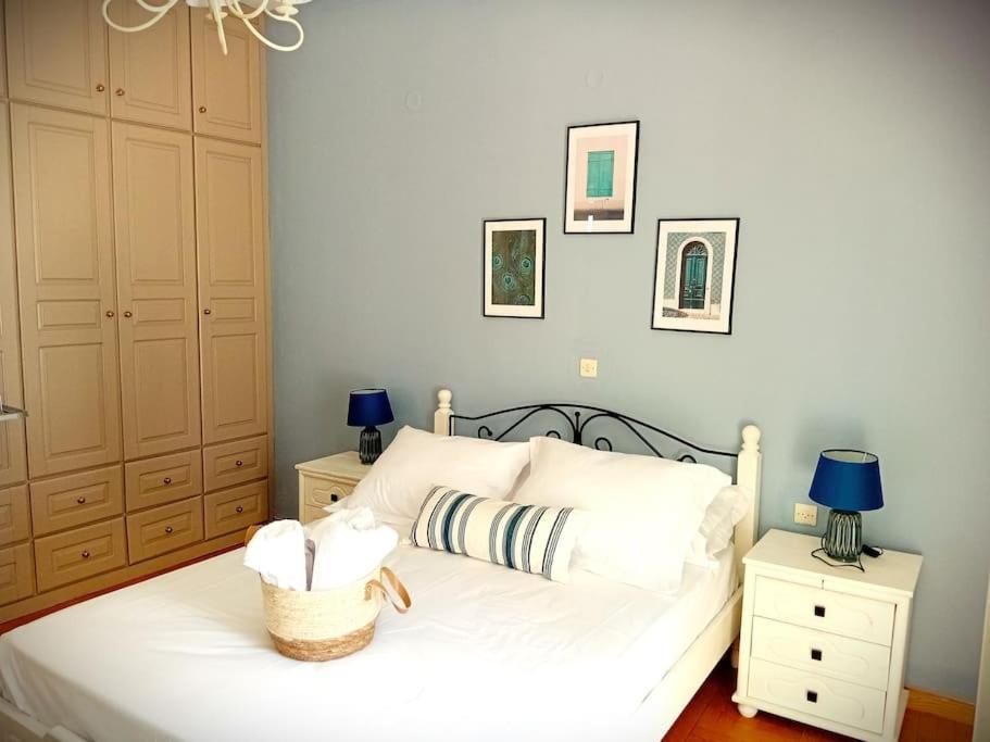 Duka'S Gardenhouse Villa สโกเปลอสทาวน์ ภายนอก รูปภาพ